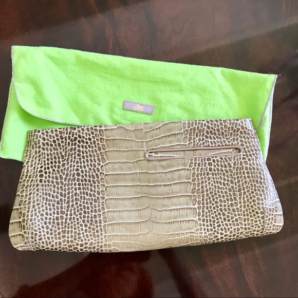 NWOT Abas Croc Embossed Clutch - Picture 1 of 4